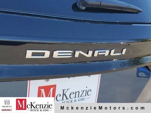New 2026 GMC Acadia Denali Ultimate FWD image 30