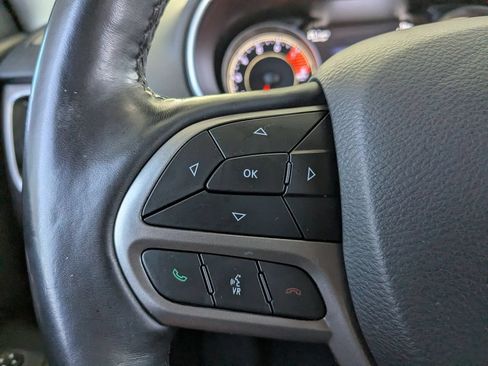 Used 2021 Jeep Cherokee Limited AWD/4WD image 24