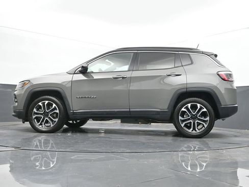 Used 2024 Jeep Compass Limited image 44