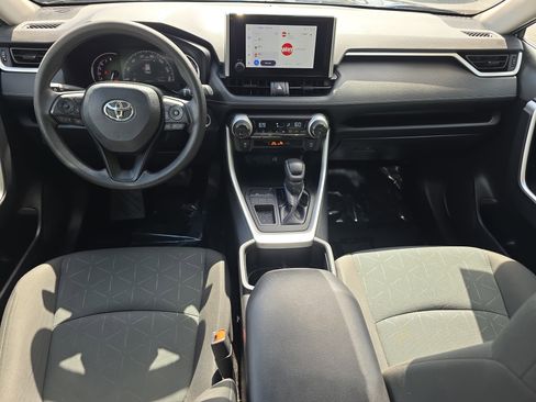 Used 2024 Toyota RAV4 XLE FWD image 19