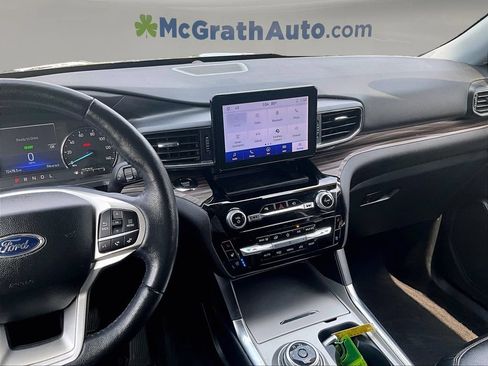 Used 2022 Ford Explorer Limited w/ Hybrid Equipment Group 310A AWD/4WD image 11