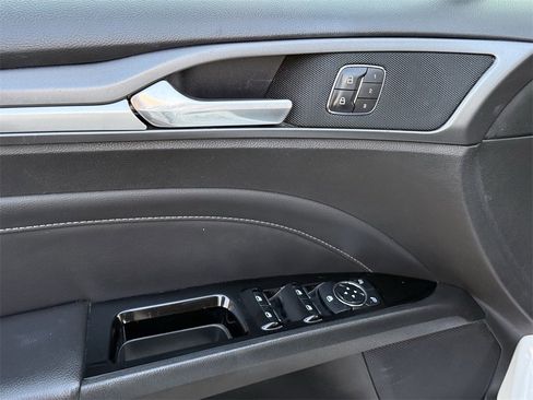 Used 2013 Ford Fusion Energi Titanium image 14