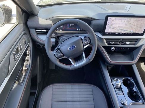 New 2026 Ford Explorer ST-Line w/ ST-Line Street Pack RWD image 10