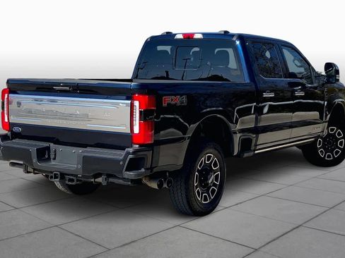 Used 2023 Ford F350 Platinum image 13