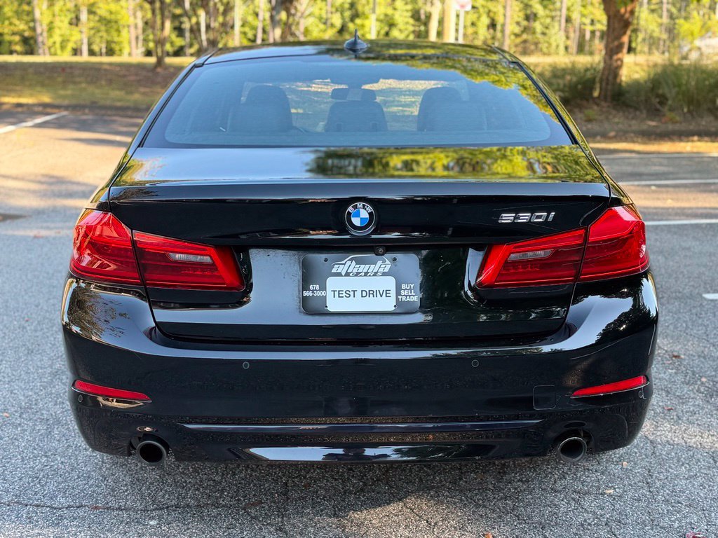 Used 2020 BMW 530i w/ Convenience Package RWD image 4