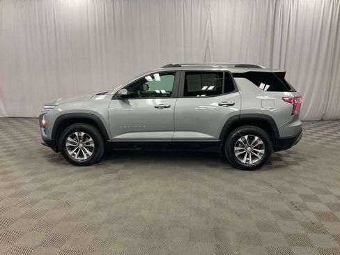 Used 2025 Chevrolet Equinox LT w/ Convenience Package II image 11