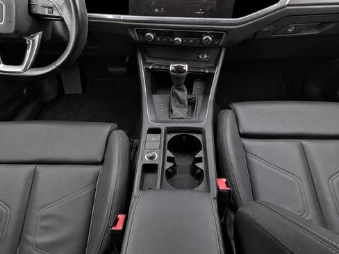 Certified 2022 Audi Q3 2.0T Premium w/ Black Optic Sport Package AWD/4WD image 17
