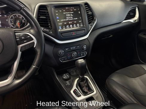 Used 2016 Jeep Cherokee Trailhawk w/ Comfort/Convenience Group AWD/4WD image 20