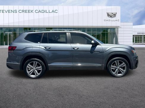 Used 2018 Volkswagen Atlas SEL AWD/4WD image 2