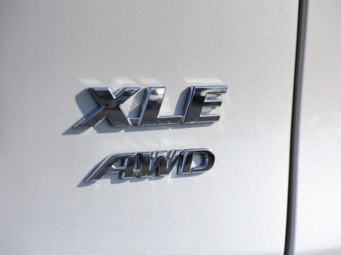 Certified 2025 Toyota RAV4 XLE Premium image 8