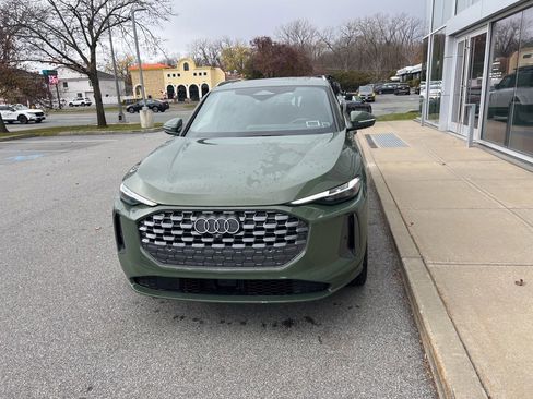 Used 2025 Audi Q5 Premium Plus w/ Premium Plus image 51