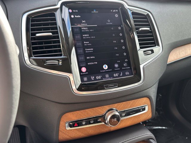 Certified 2024 Volvo XC90 T8 Plus AWD/4WD image 20