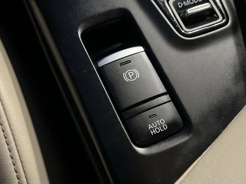 Used 2020 INFINITI QX50 Luxe w/ Navigation Package image 32