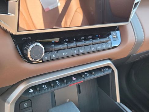 New 2026 Toyota Tundra 1794 Edition AWD/4WD image 21