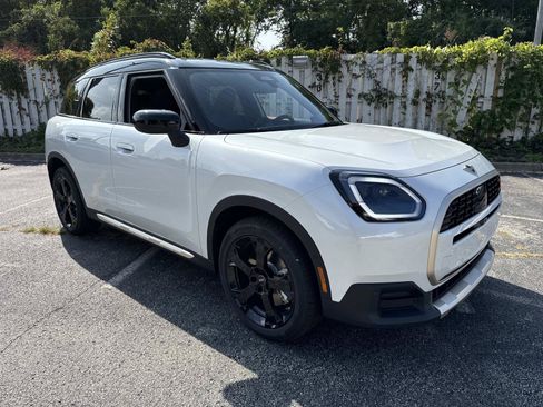 Certified 2026 MINI Cooper Countryman S AWD/4WD image 3