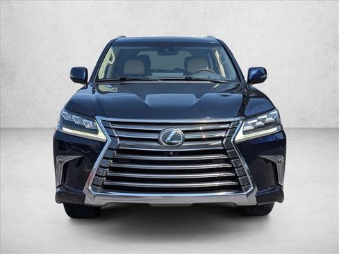 Used 2017 Lexus LX 570 4WD w/ Luxury Package image 3