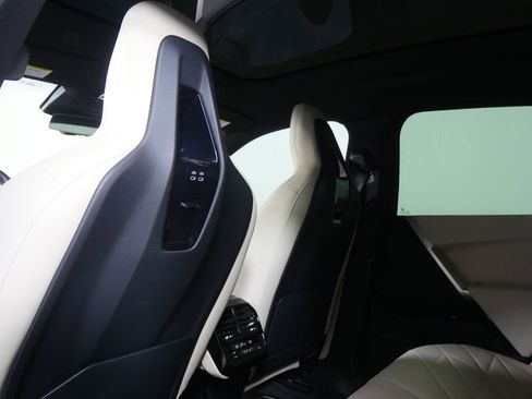 Certified 2023 BMW iX xDrive50 w/ Sport Package image 15