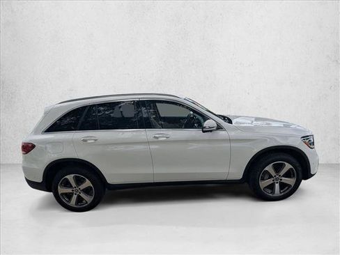 Used 2022 Mercedes-Benz GLC 300 4MATIC image 4