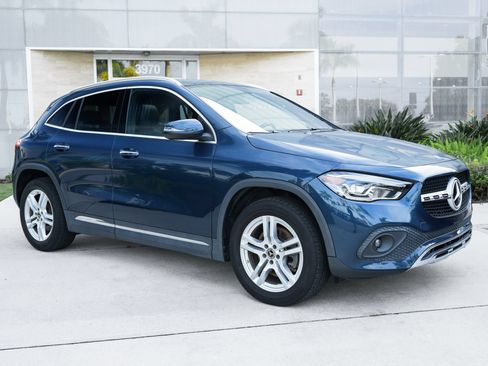 Used 2021 Mercedes-Benz GLA 250 4MATIC image 4