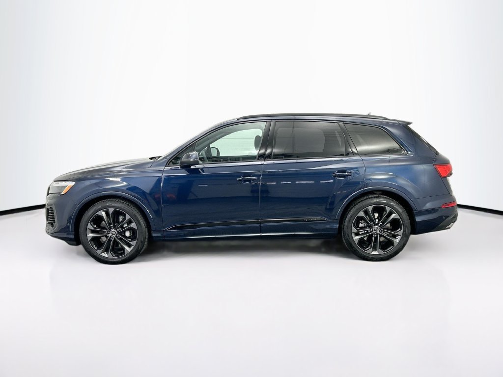 Used 2026 Audi Q7 3.0T Premium Plus w/ Premium Plus Package AWD/4WD image 9