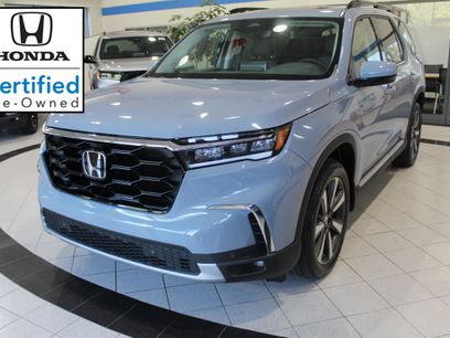 Certified 2025 Honda Pilot Touring