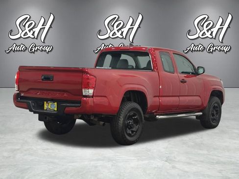 Used 2016 Toyota Tacoma SR image 15