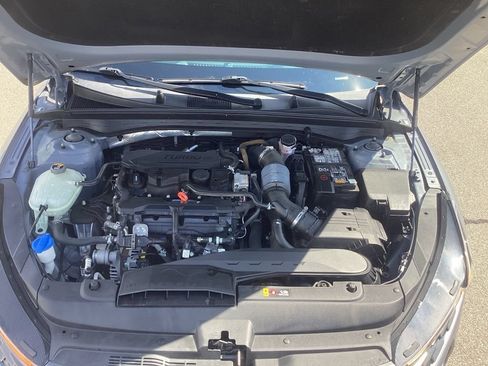Used 2021 Kia K5 LX FWD image 23