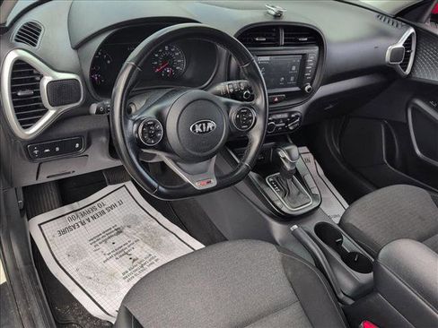 Used 2020 Kia Soul GT-Line FWD image 10