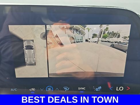 New 2026 Chevrolet Traverse LT w/ Midnight/Sport Edition FWD image 25