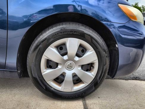 Used 2009 Toyota Camry FWD image 14