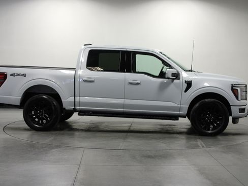 Used 2025 Ford F150 Lariat AWD/4WD image 3