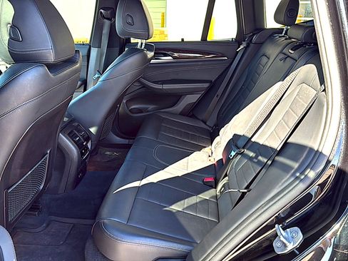 Used 2020 BMW X3 xDrive30i w/ Premium Package image 7