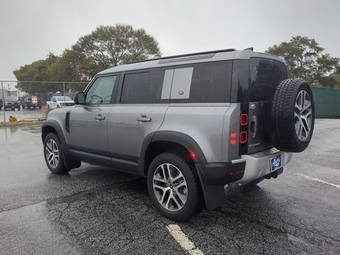 Used 2020 Land Rover Defender 110 HSE image 5