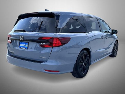 Used 2024 Honda Odyssey Sport image 5