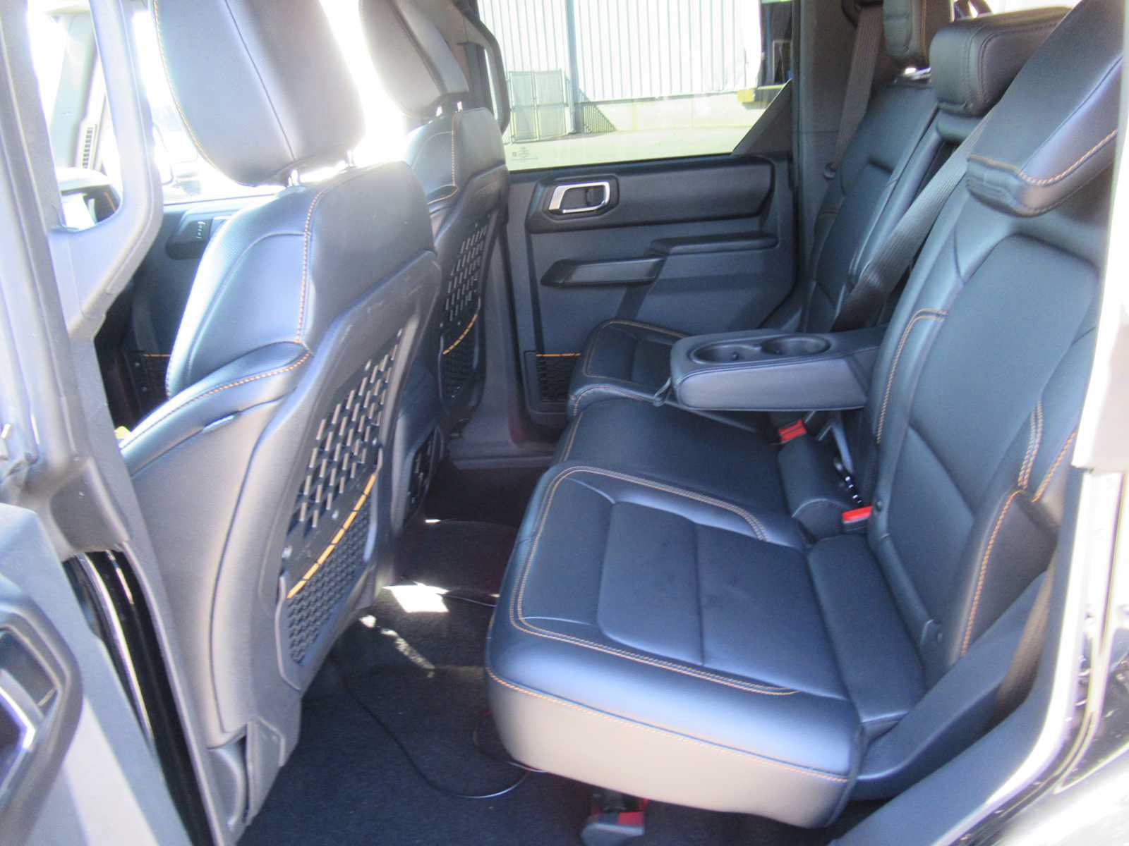 Used 2024 Ford Bronco Badlands AWD/4WD image 17