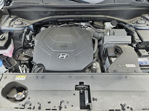 Certified 2025 Hyundai Palisade Limited FWD image 23
