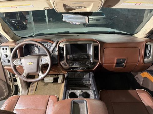 Used 2015 Chevrolet Silverado 2500 High Country w/ Duramax Plus Package AWD/4WD image 12