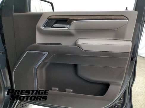 Used 2024 GMC Sierra 1500 SLE w/ Preferred Package AWD/4WD image 26