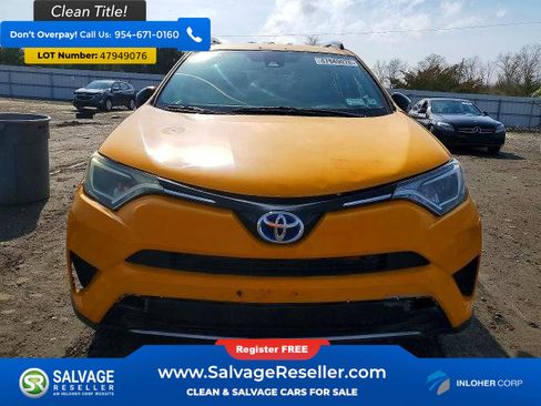 Used 2017 Toyota RAV4 LE Plus image 7