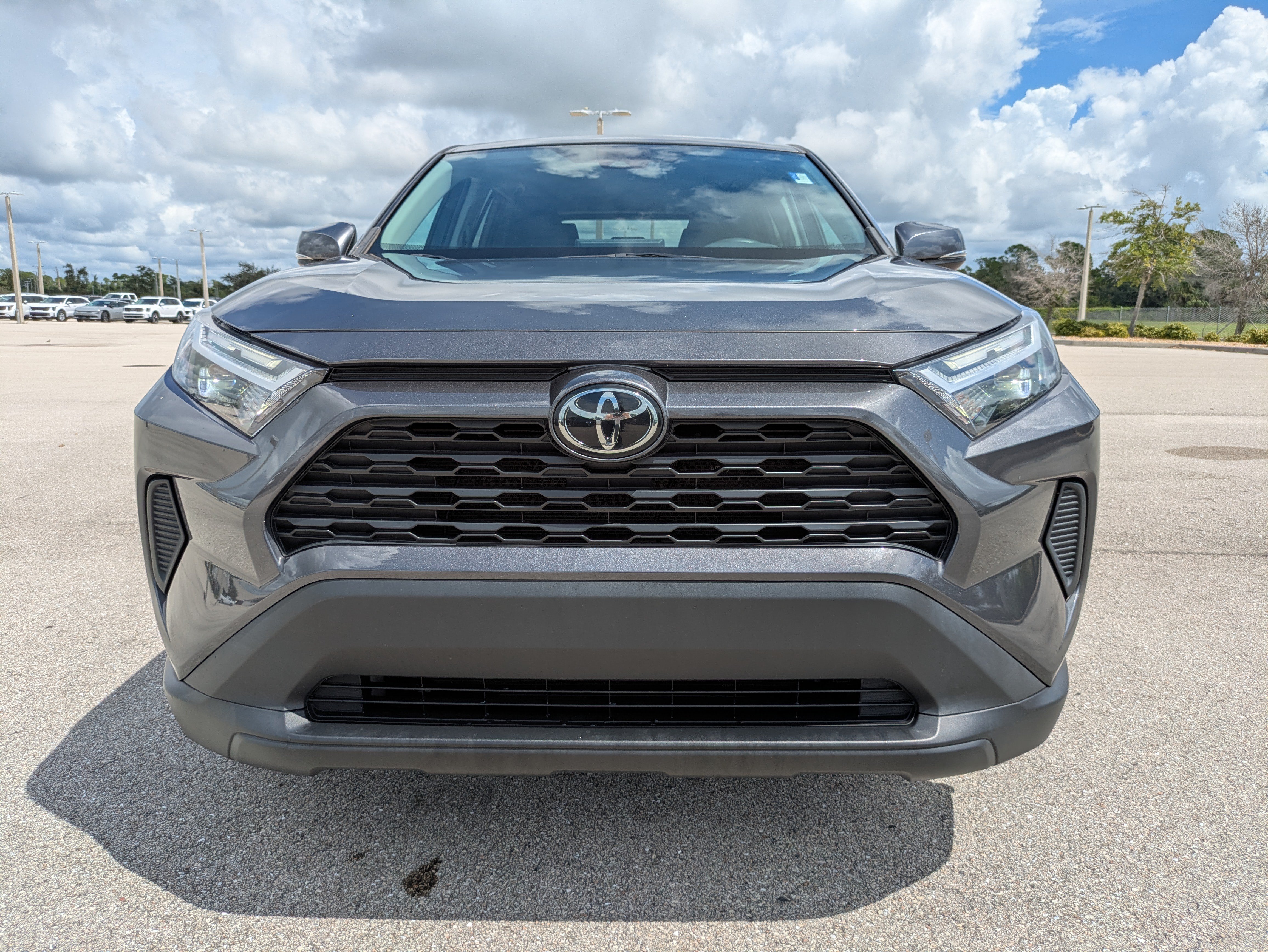 Used 2024 Toyota RAV4 LE FWD image 9