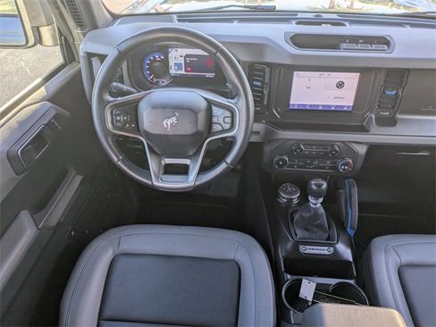 Used 2021 Ford Bronco Black Diamond image 16