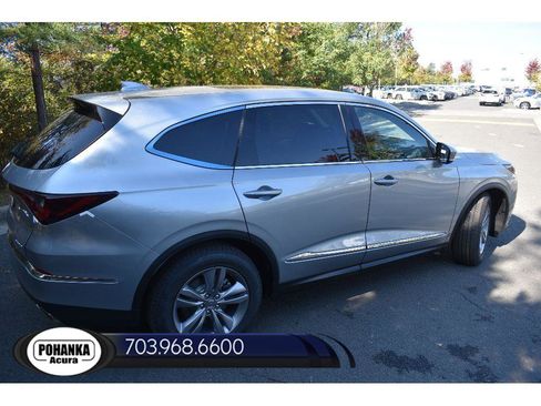 New 2026 Acura MDX SH-AWD image 11