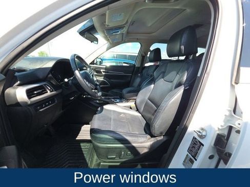 Used 2020 Kia Telluride S w/ S 8 Passenger Seating Package image 11