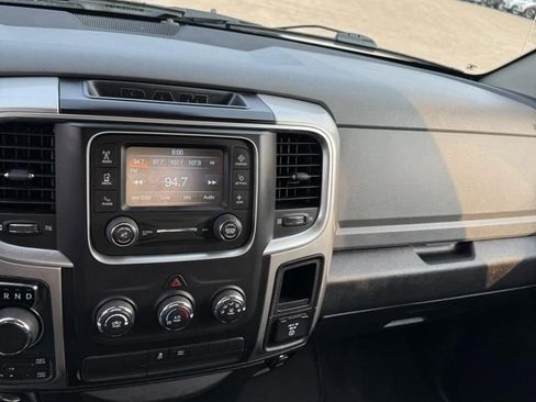 Used 2019 RAM 1500 Classic SLT image 18