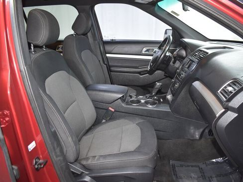 Used 2016 Ford Explorer XLT AWD/4WD image 20