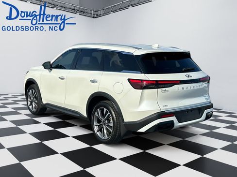 Used 2023 INFINITI QX60 Luxe w/ Cargo Package AWD/4WD image 3