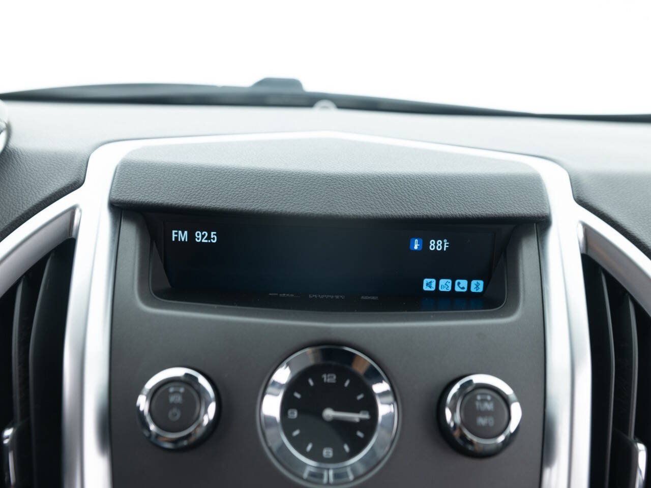 Used 2011 Cadillac SRX Luxury FWD image 33