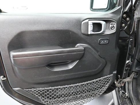 Used 2020 Jeep Gladiator Rubicon AWD/4WD image 10