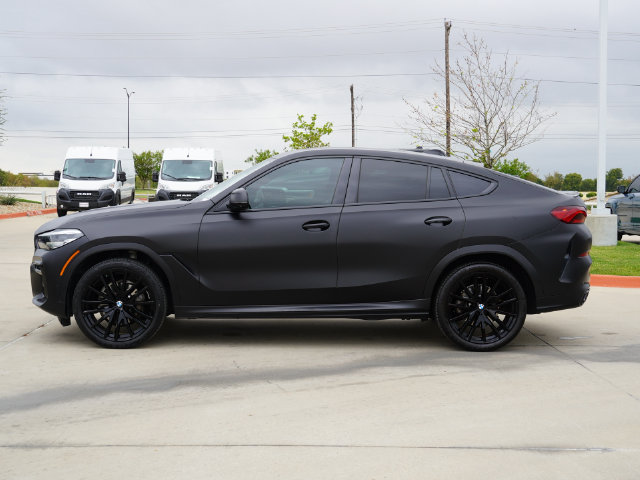 Used 2022 BMW X6 xDrive40i w/ M Sport Package AWD/4WD image 3