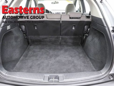 Used 2019 Honda HR-V LX image 9